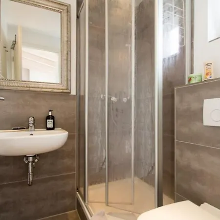 Sailorlodge - Versteck Am Strom Apartment