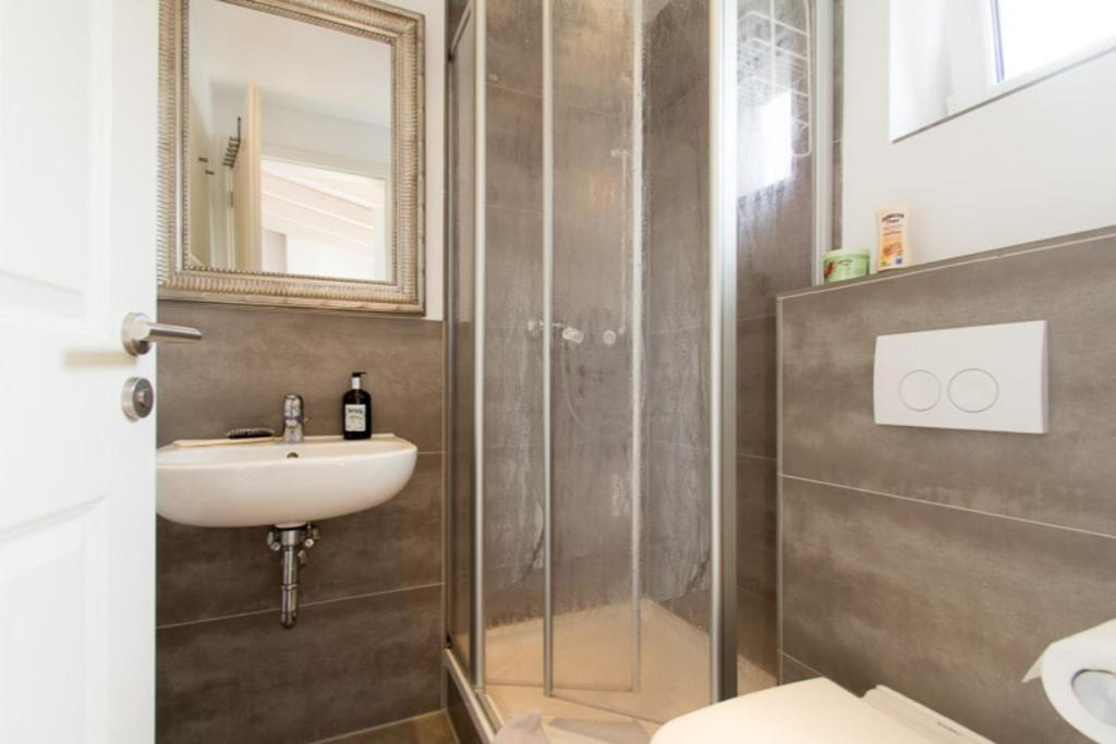 Sailorlodge - Versteck Am Strom Apartment