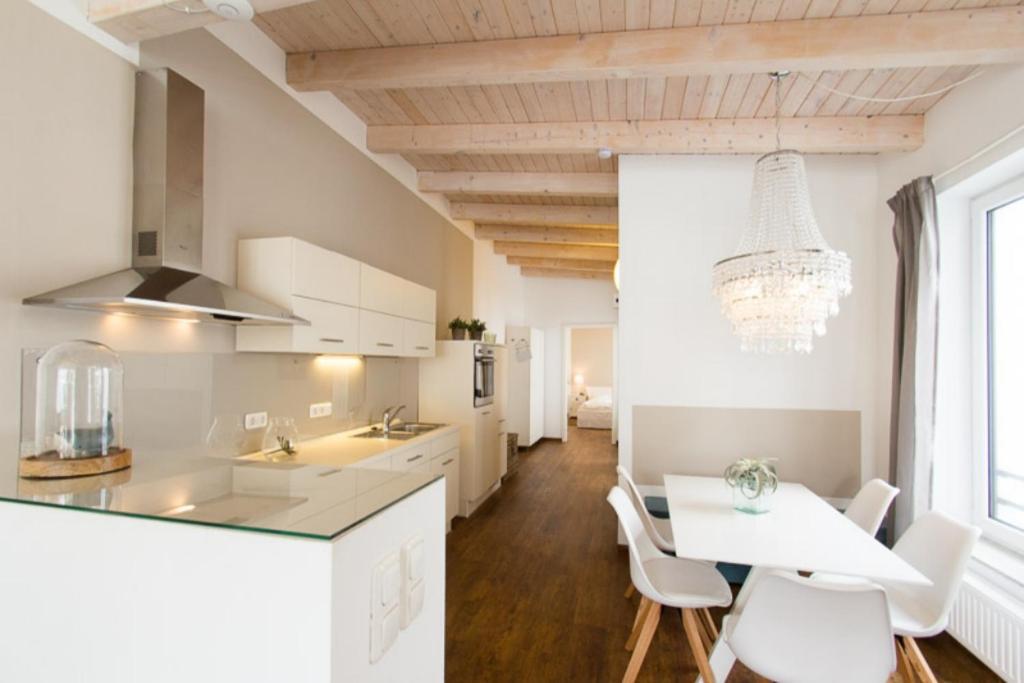 Sailorlodge - Versteck Am Strom * Rostock